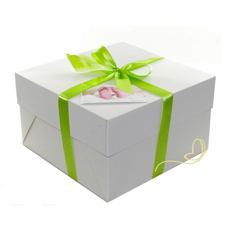 Neutrale Windeltorte CAKEBOX Grün