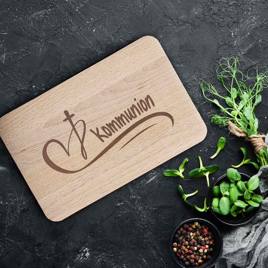 Frühstücksbrettchen mit Gravur "Kommunion Herz"