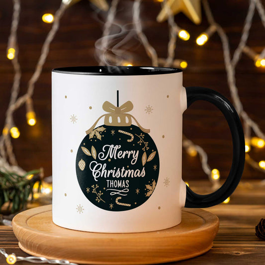 Bedruckte Tasse mit Weihnachtsmotiv im Weihnachtskugel Design