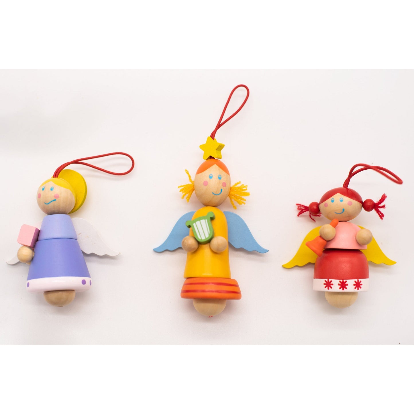 Engel Weihnachtsschmuck  Dekorativ und Ansprechend, ist dieses 3er Set von Engeln zum aufhängen aus Holz  Die mit liebe zum Detail gebauten Engel sind eine Optische Bereicherung für jede Weihnachtsdeko.